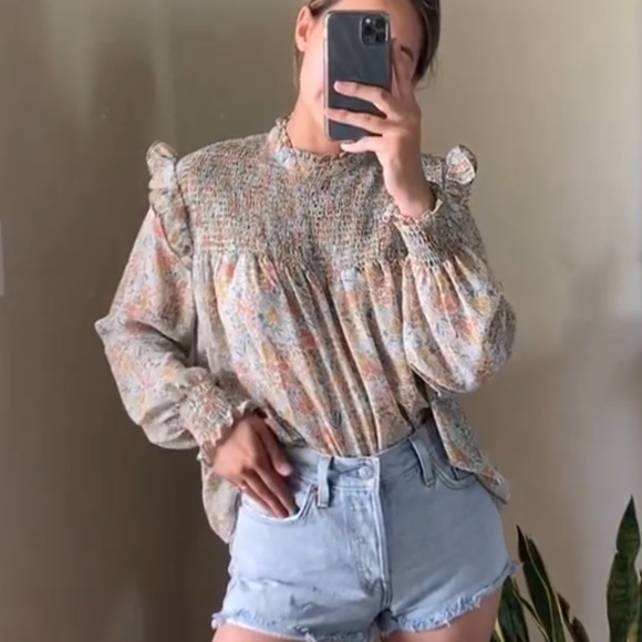 flawless Tops - SOLD Cottagecore floral ruffle longsleeve top